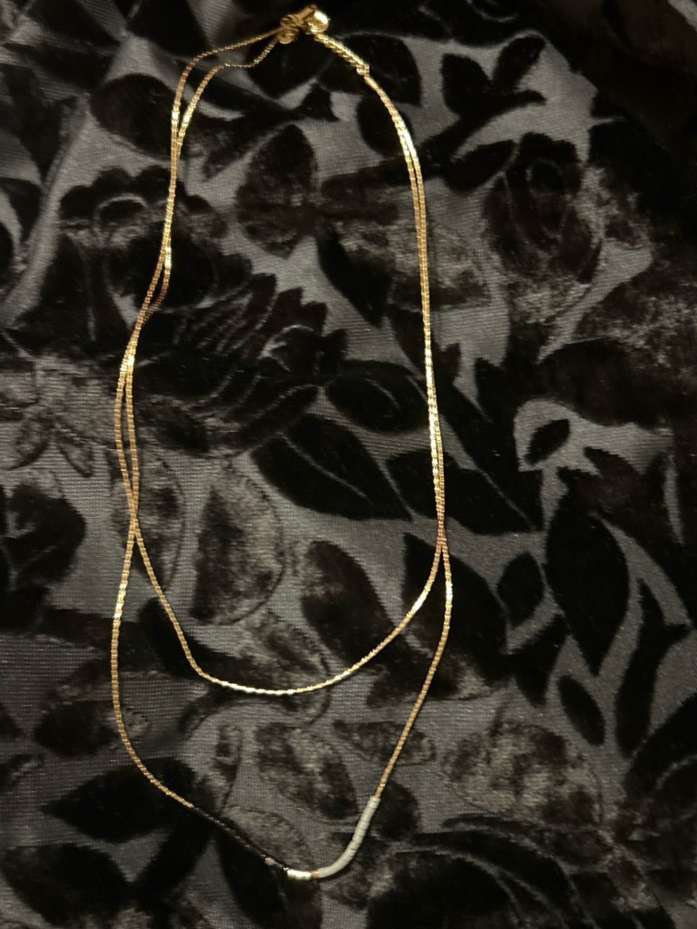 Gold Layered Pendant Necklace - Unbranded - Picture 1 of 2